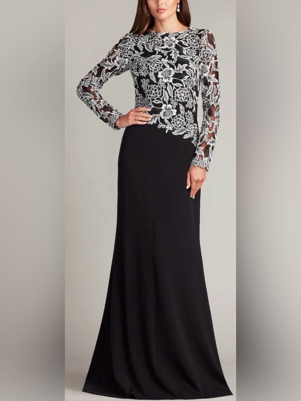 NWT Tadashi Shoji Black Ivory Embroidered Floral Lace Crepe Gown Size 8 $538